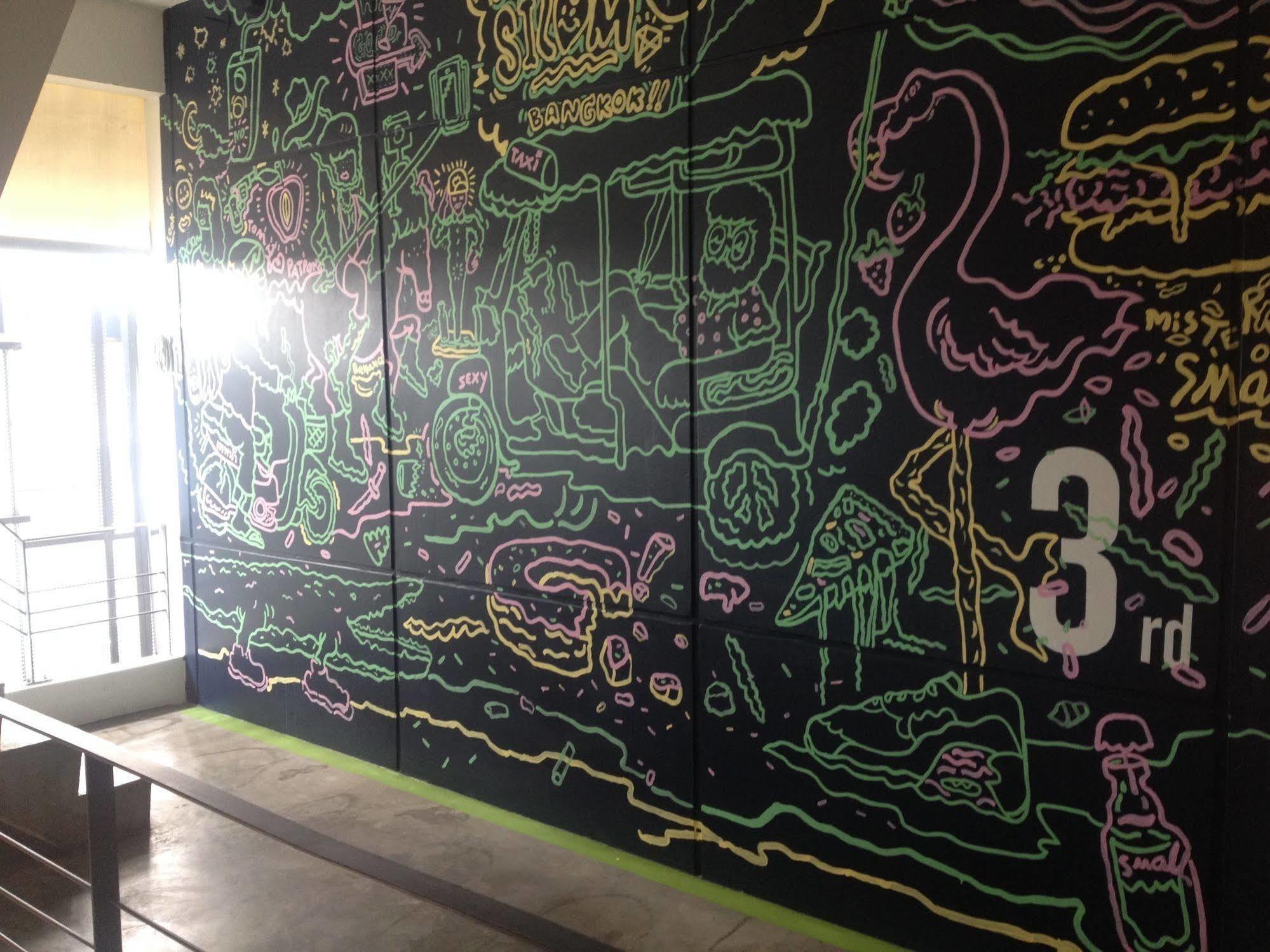 Hq Silom Albergue