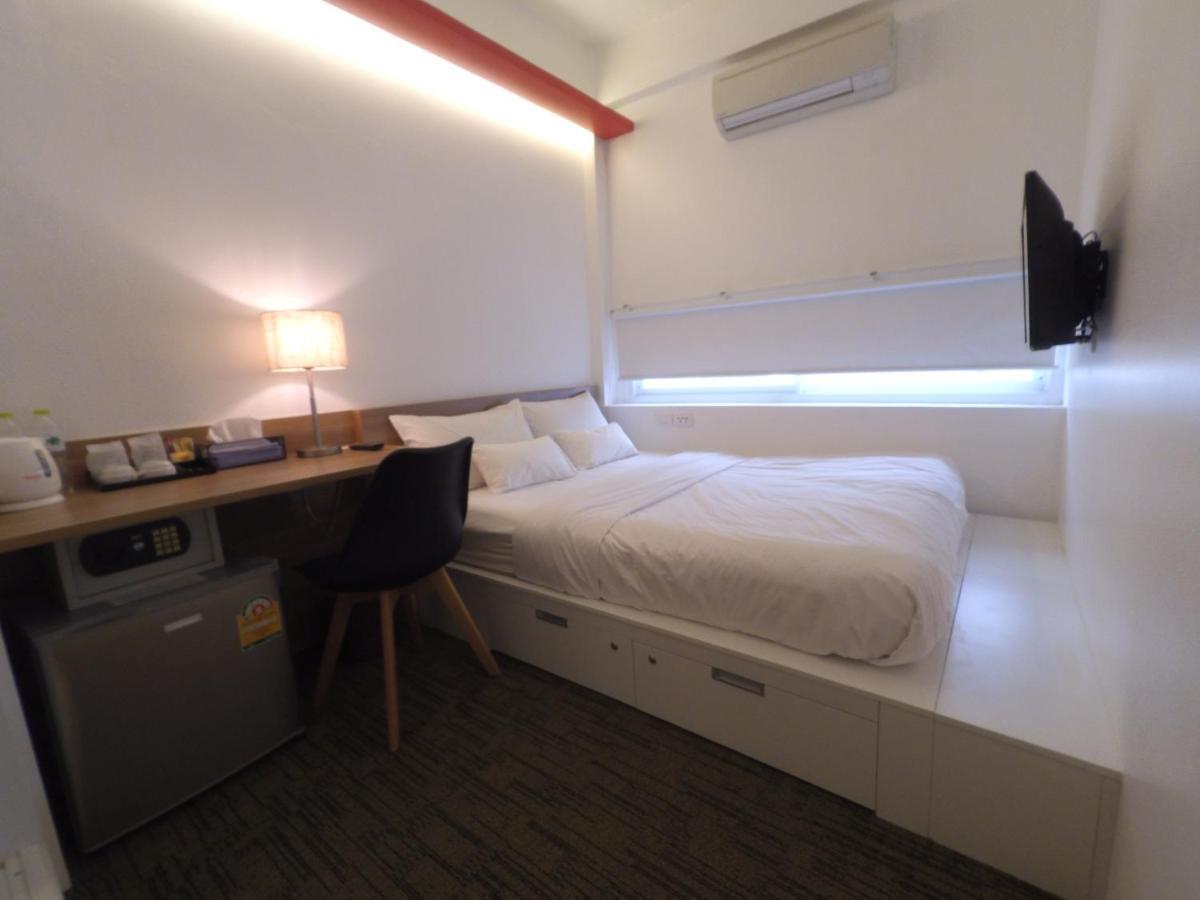 Albergue Hq Silom *